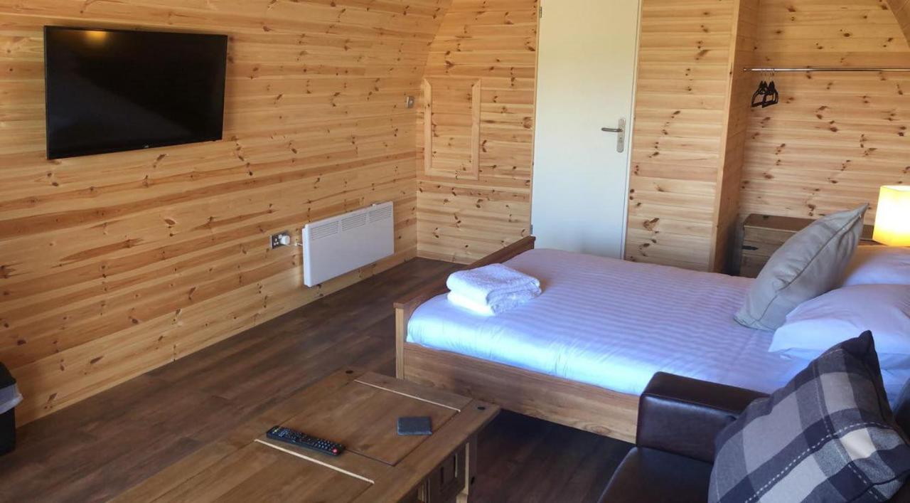 Hotel Superior Glamping Pod With Hot Tub Frodsham Zewnętrze zdjęcie